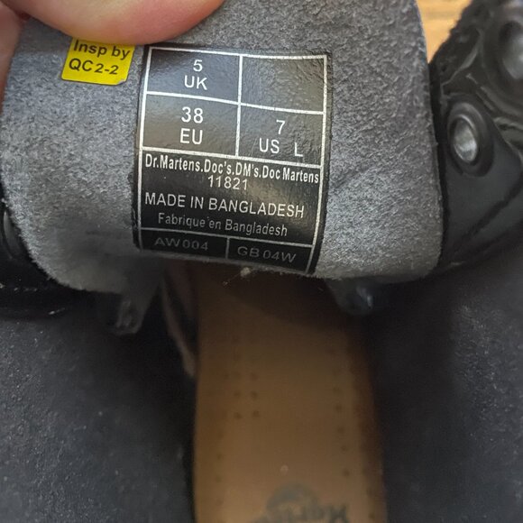 DR. MARTENS 11821 Women's Boot Patent Leather Combat Boots Black Size 7 - Picture 7 of 9